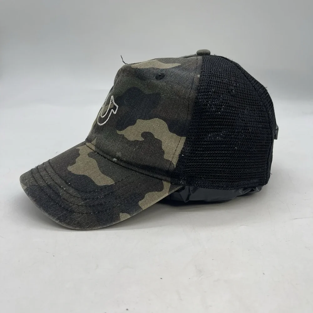 TRUE RELIGION Hat OSFA Outline HS Trucker TR 2329 Camo-Whi CtnPoly Baseball